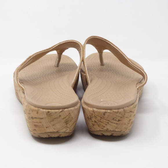 Crocs A-Leigh Womens Sandals Gold Metallic Leather Cork Wedge Flip Flops 9 - Picture 5 of 8